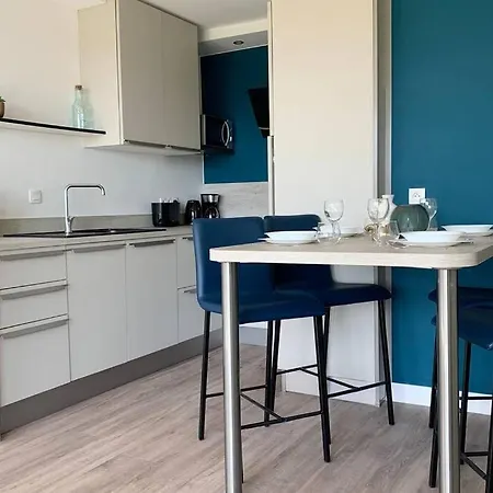 Le Charmant, Situe Dans La De Standing, Les Dunes Du Golf A Apartman *